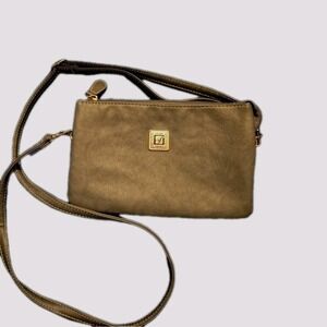 Stone Mountain Clutch Wallet Zip Around Leather Wristlet Blue Compartments